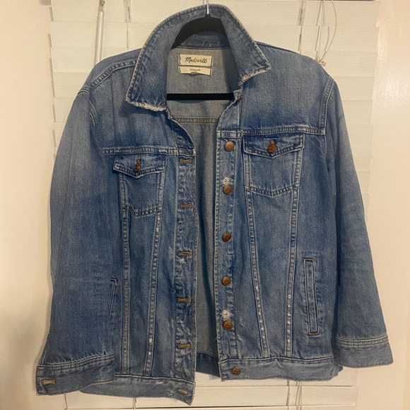The Oversized Jean Jacket in Wortham Wash